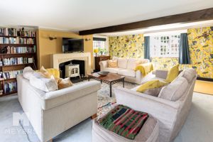 Photo 19- click for photo gallery